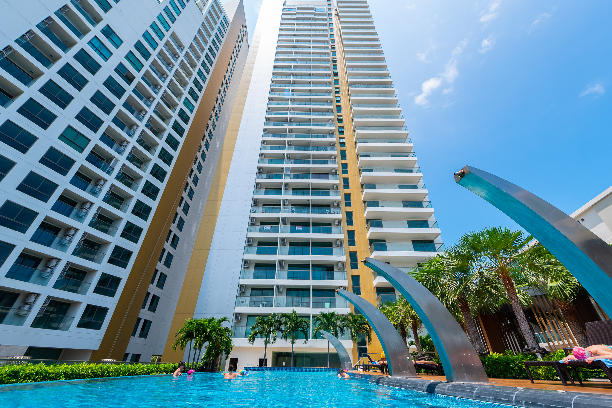 Peak Towers Condominium Pattaya (2)