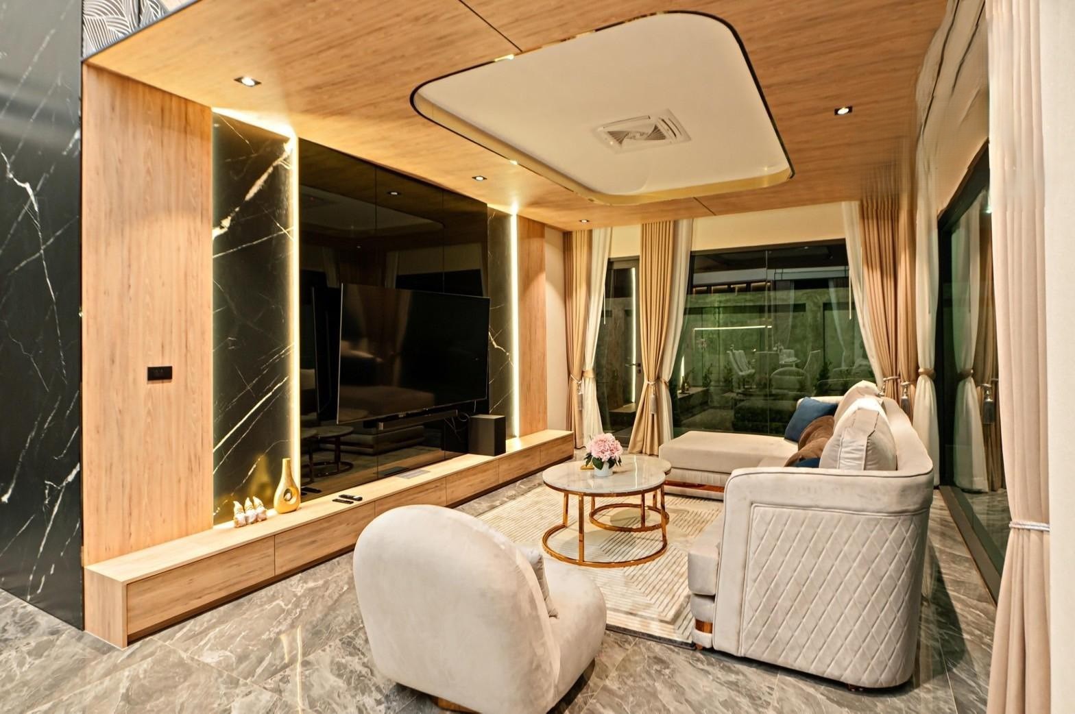 New Luxury 4 Bedroom Pool Villa for Sale in Huay Yai Pattaya