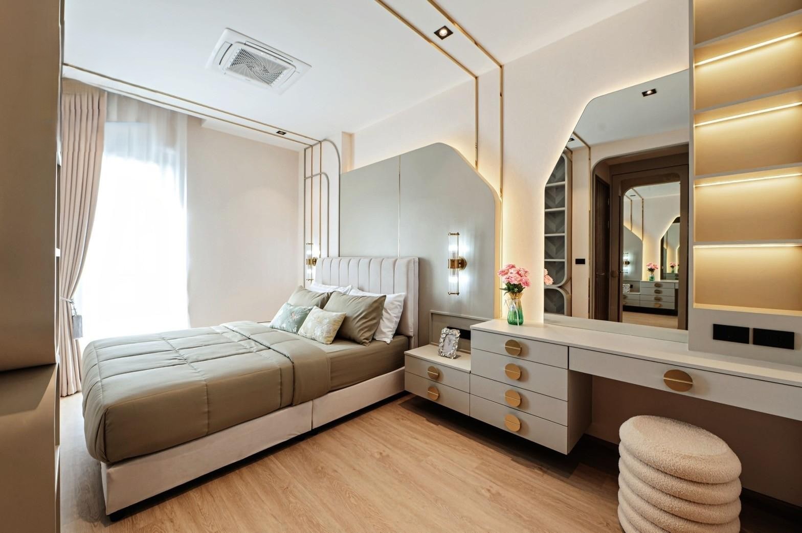 New Luxury 4 Bedroom Pool Villa for Sale in Huay Yai Pattaya