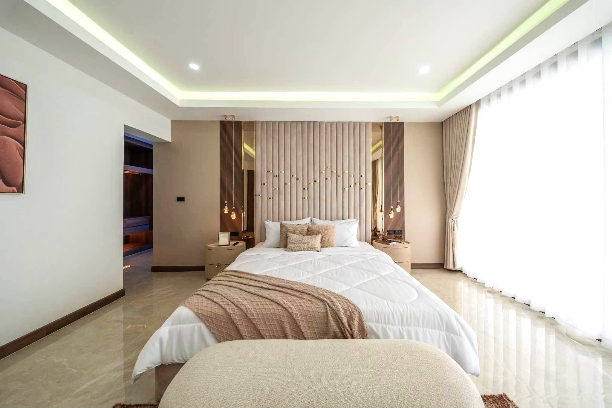 Renovated 5 Bedroom Pool Villa for Sale in Huay Yai – Pattaya
