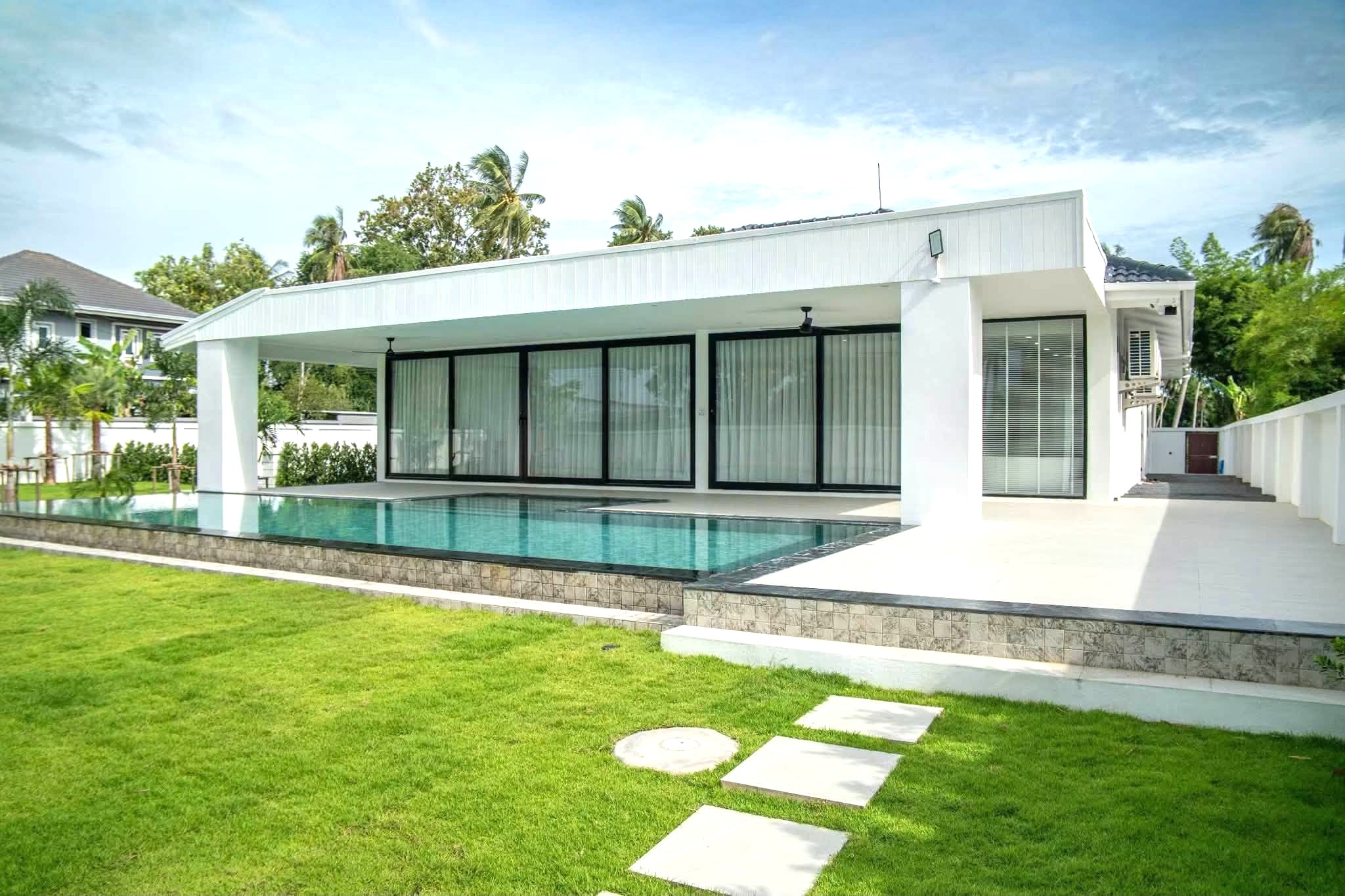 Renovated 5 Bedroom Pool Villa for Sale in Huay Yai – Pattaya