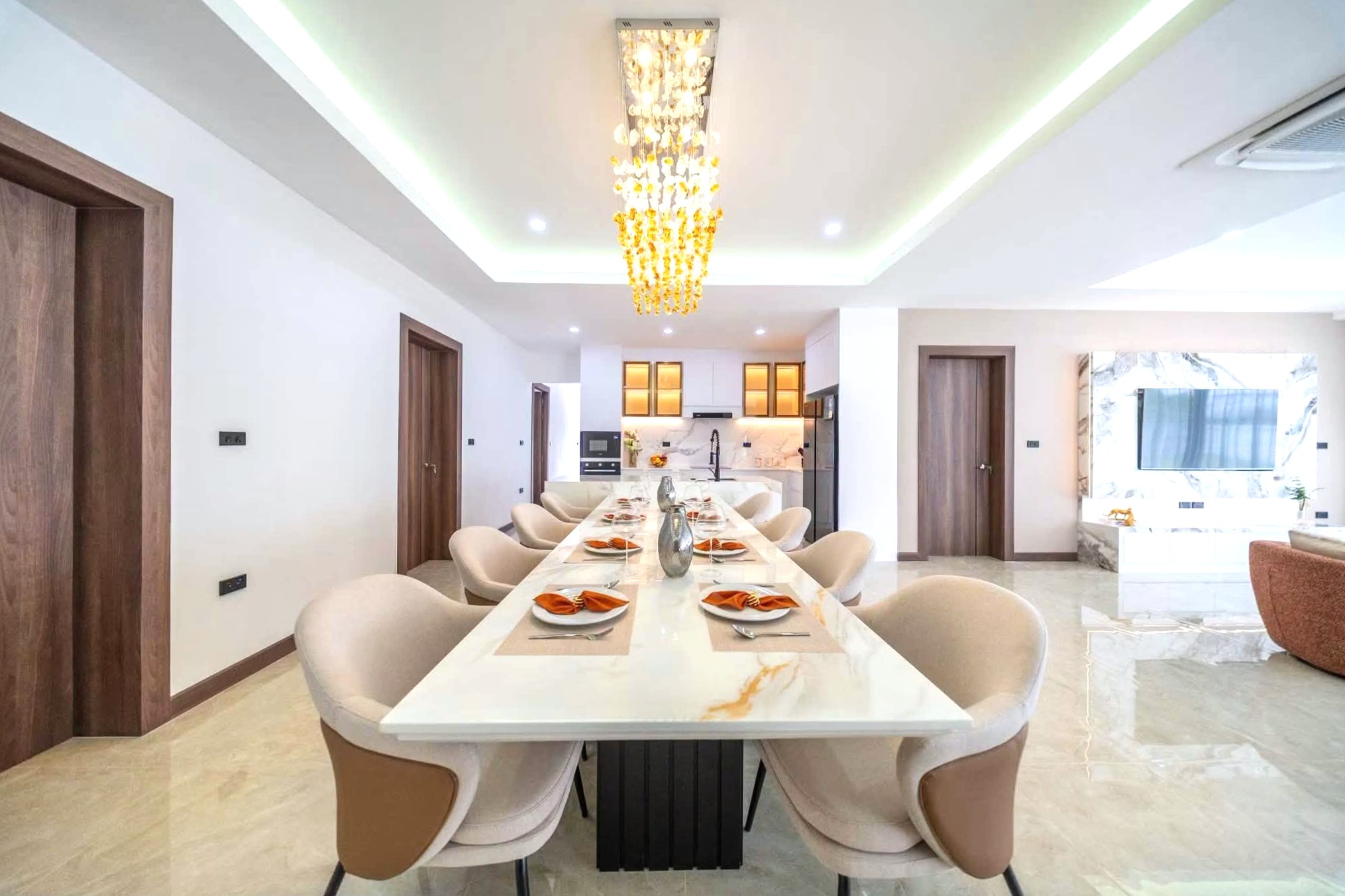 Renovated 5 Bedroom Pool Villa for Sale in Huay Yai – Pattaya