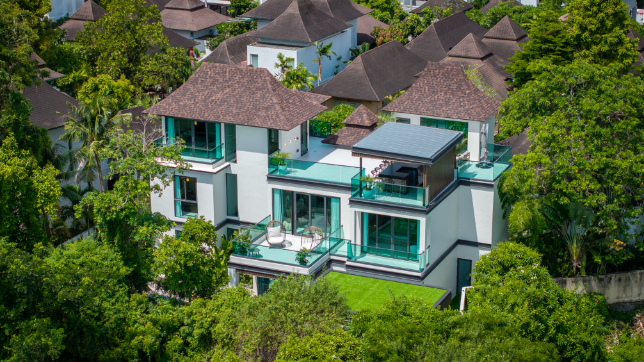 Renovated 6 bedroom villa in Na Jomtien